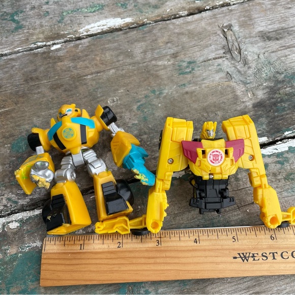 Transformers: Robots in Disguise Combiner Force Crash Combiner Beeside - Picture 3 of 6